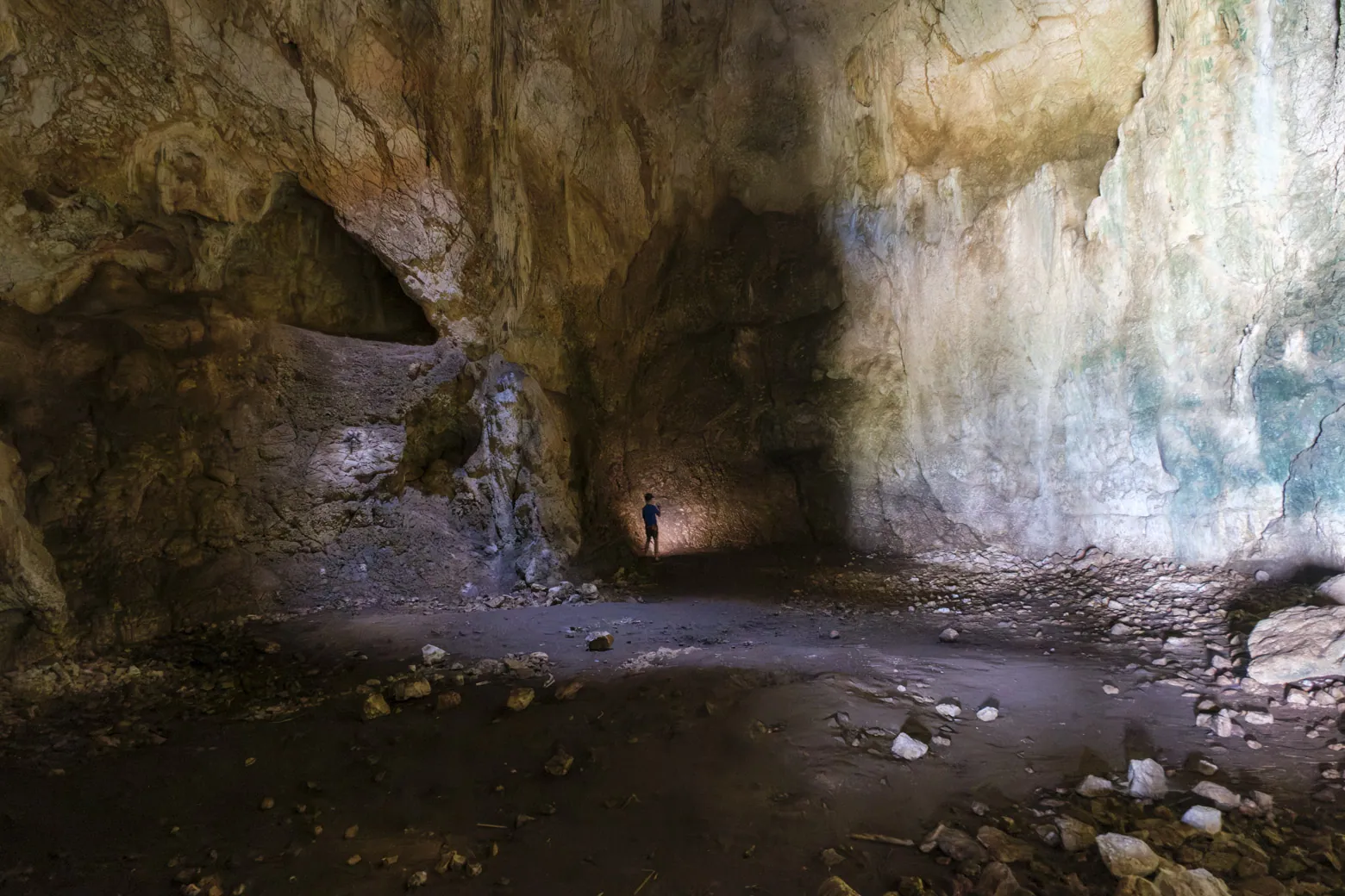 Nestor's Cave