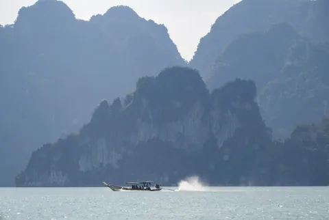 Cheow Lan Lake
