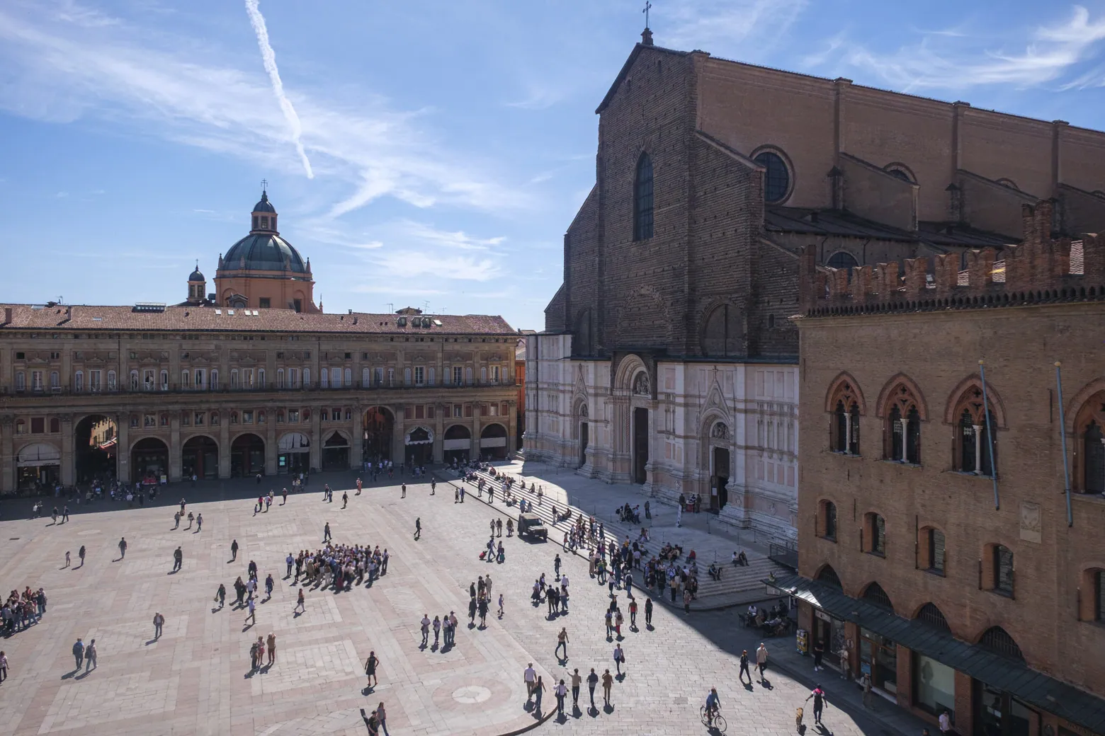 Piazza Maggiore, Bologna