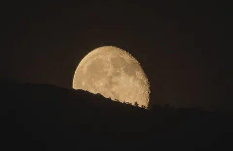 Waxing Gibbous moonrise over the Taygetos Mountains