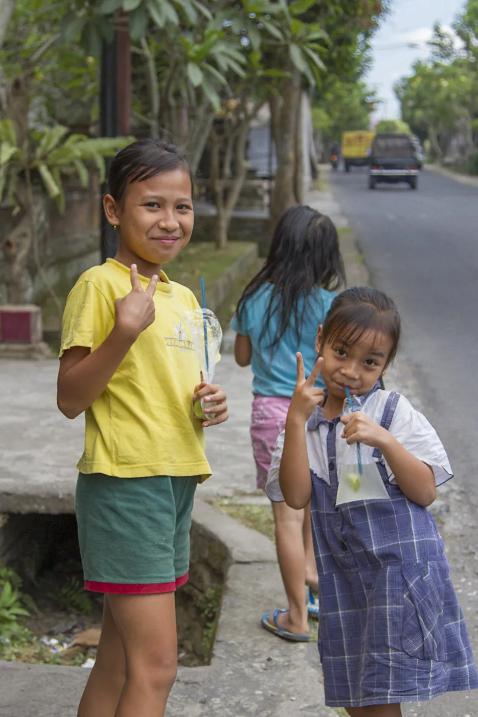 Schoolgirls in Kedewatan Village, Sayan