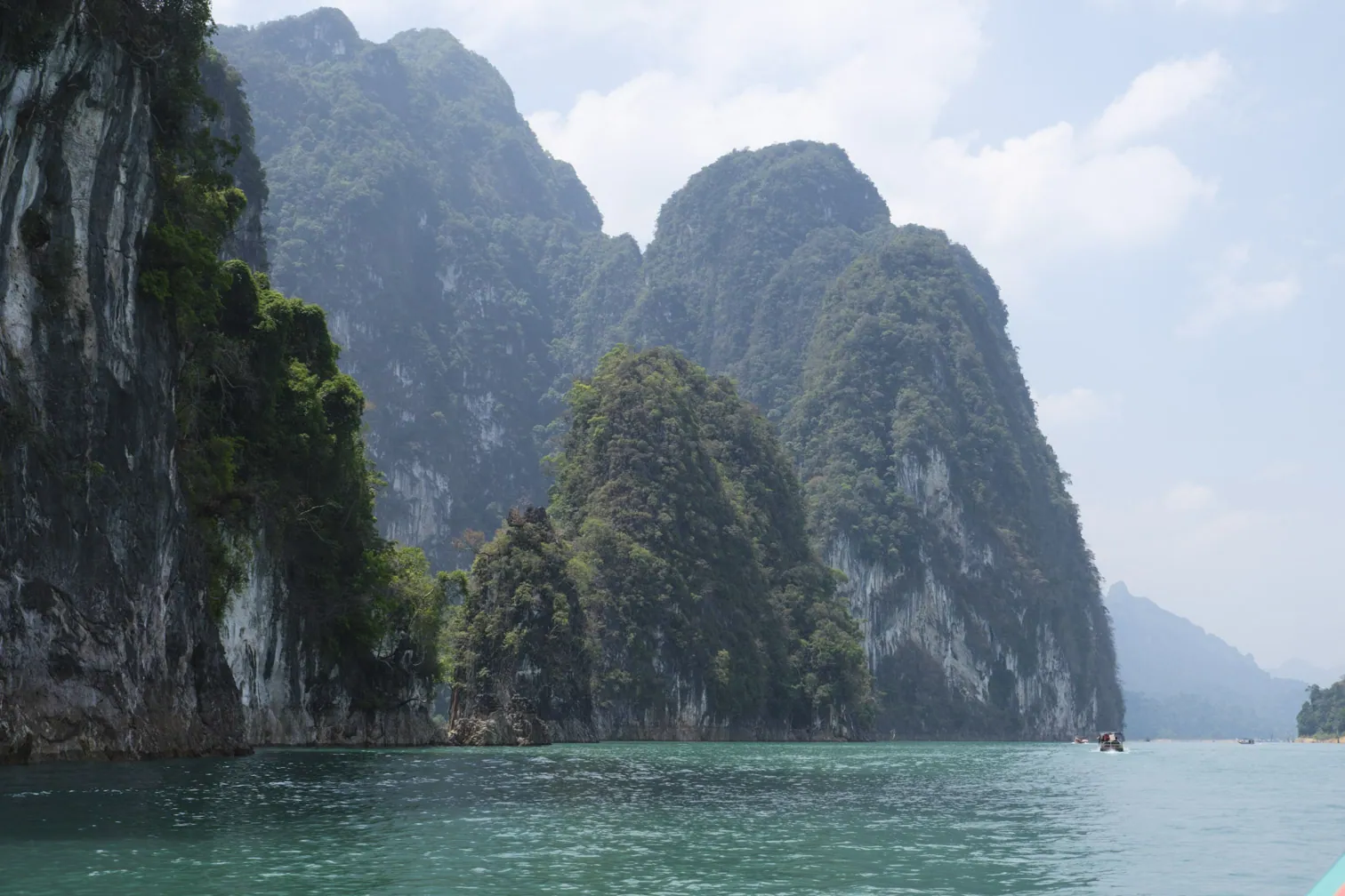 Huge Mountains @ Cheow Lan Lake