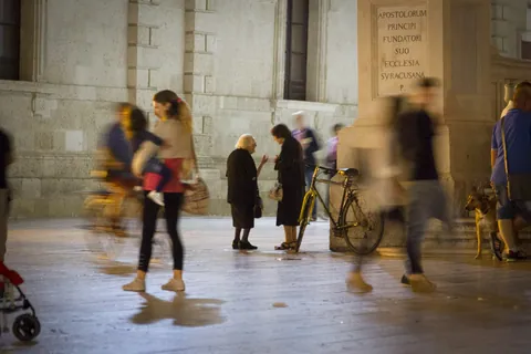 Old Friends, Ortigia, Syracuse