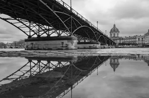 Floods and Pont des Arts